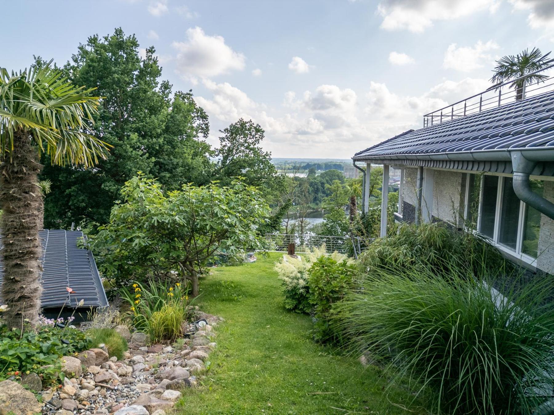 Hotel Zum Halbmond Lauenburg